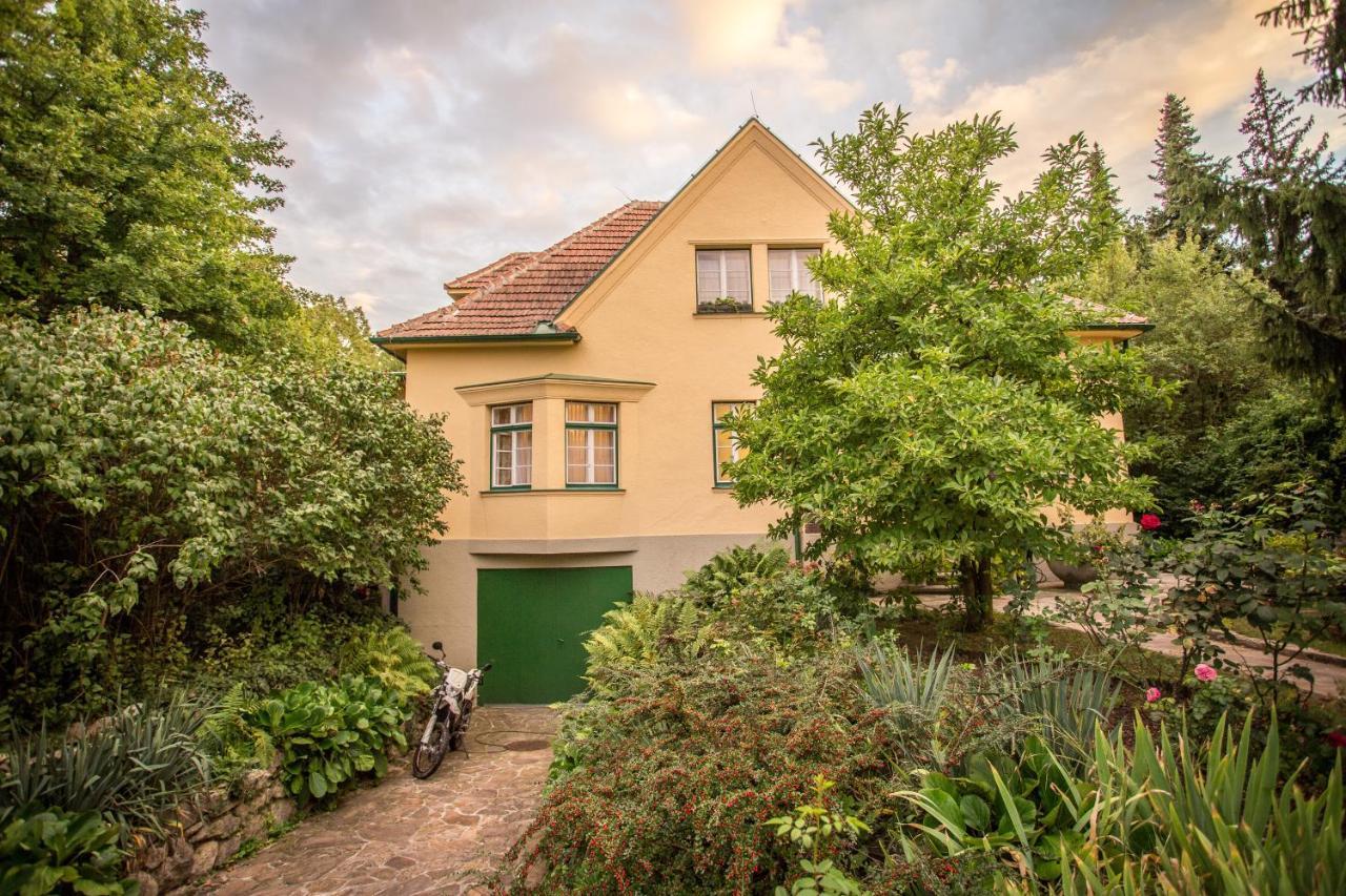 Huebsches Privatzimmer Mit Bad Perchtoldsdorf Bagian luar foto
