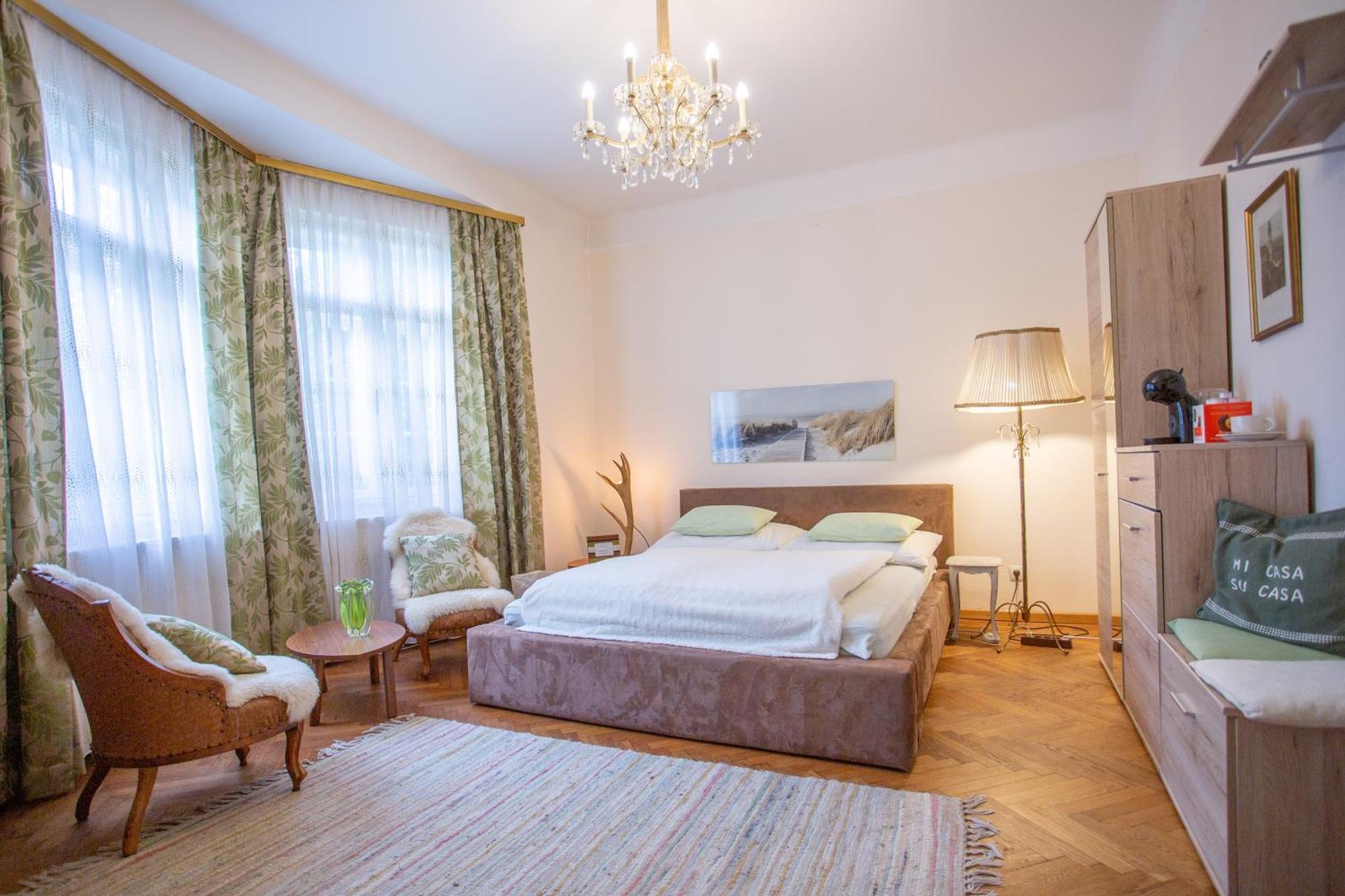 Huebsches Privatzimmer Mit Bad Perchtoldsdorf Bagian luar foto