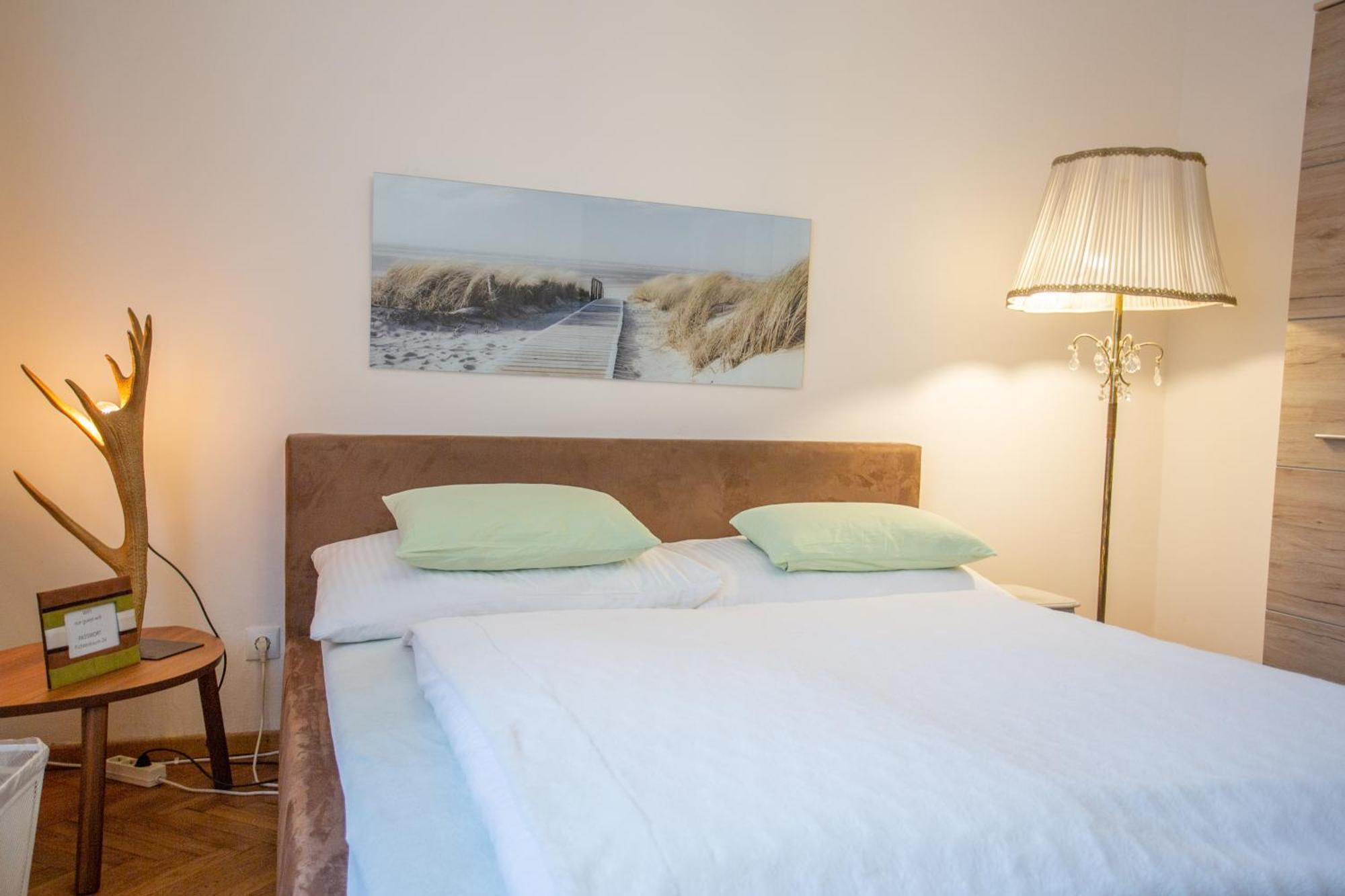 Huebsches Privatzimmer Mit Bad Perchtoldsdorf Bagian luar foto